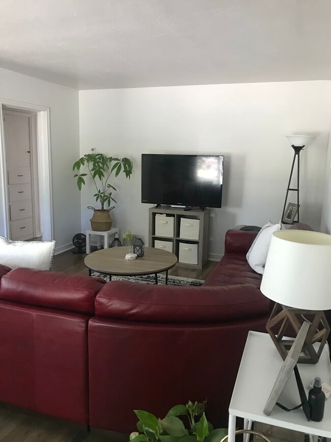 Photo - 777 E 1300 S