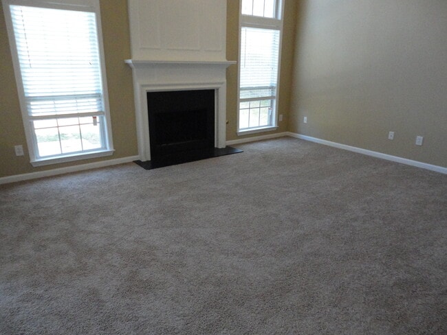 Photo - 3206 Claybrooke Dr NE