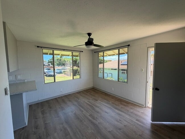 Photo - 1550 Malo St
