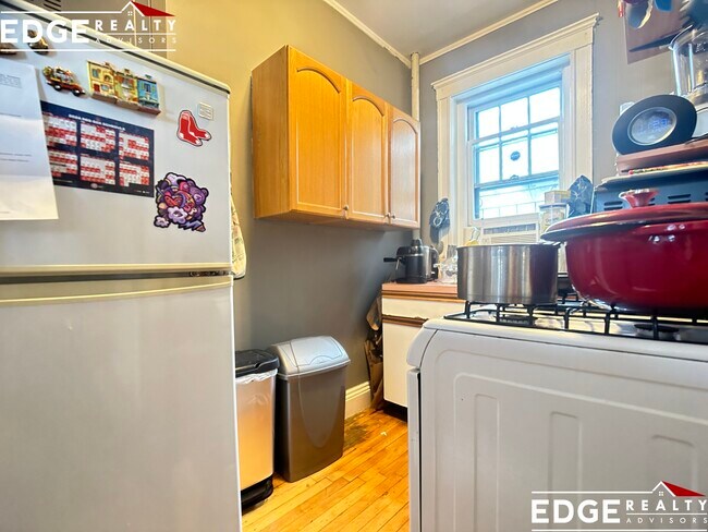 Photo - 1572 Commonwealth Ave Unit 1