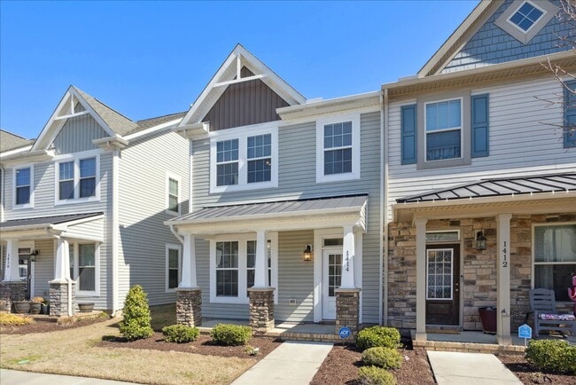 Photo - Huntington Pointe