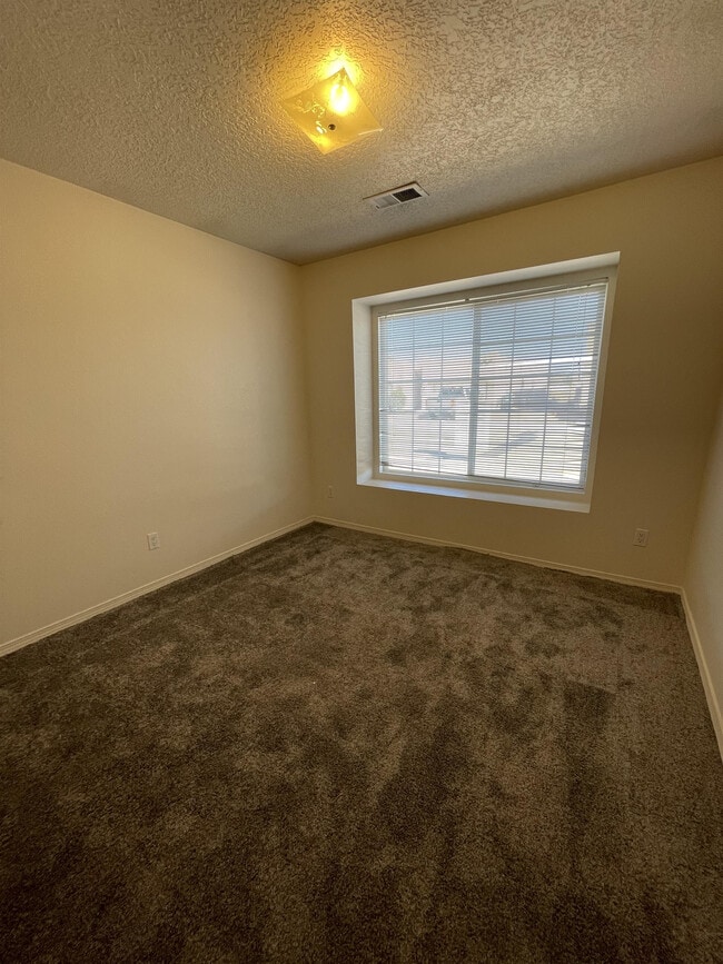 Photo - 3119 El Caballero Dr SW