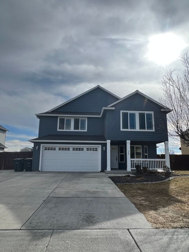 Photo - Beautifully Updated Home in Sage Point Sch...