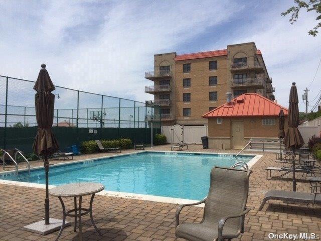 Photo - 125 E Broadway Unit 209
