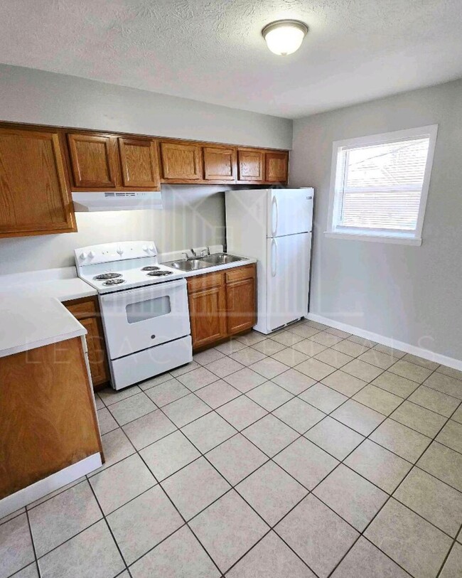 Photo - 107 Robbins Dr Unit 6