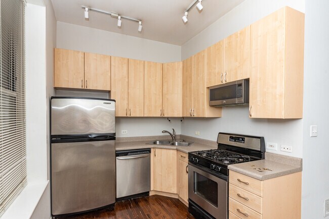 2207 W Race Ave Unit 1