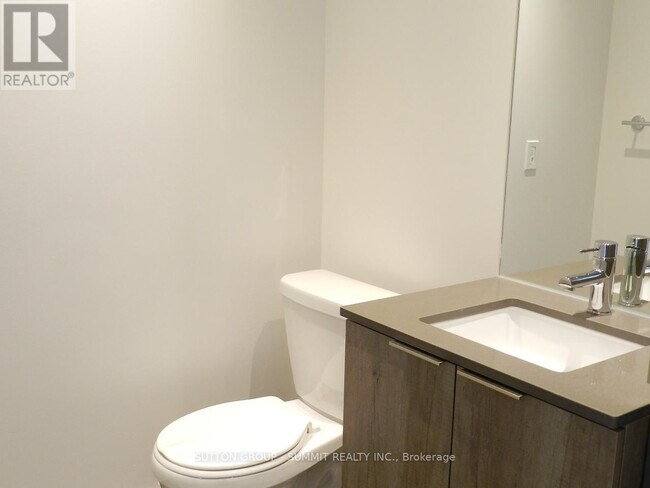 Photo - 448 Burnhamthorpe Rd W Unit 413