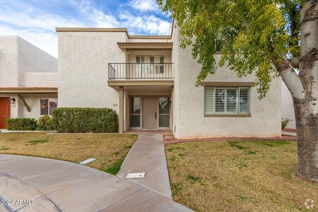 Building Photo - Beautiful townhome in Scottsdale!