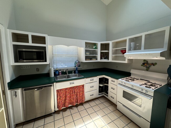 Photo - 1710 Ohio Ave