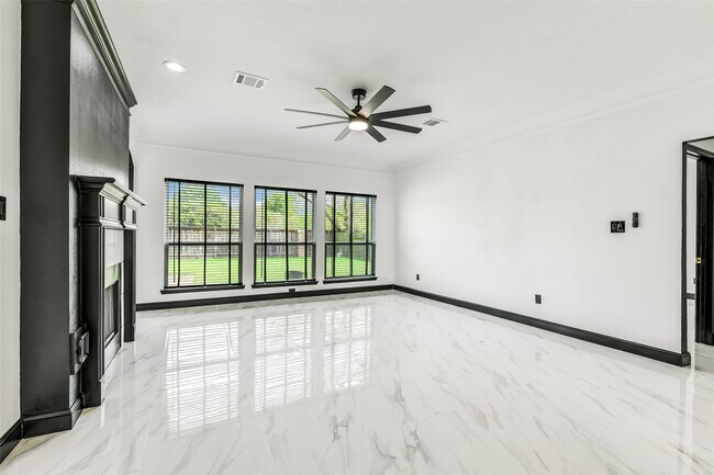 Photo - 11915 Helene Ct