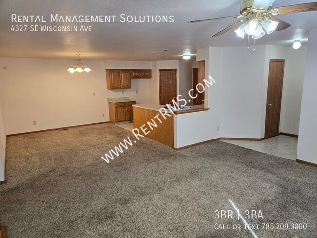 Photo - 4327 SE Wisconsin Ave