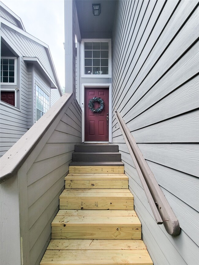 Photo - 42 Wineberry Pl