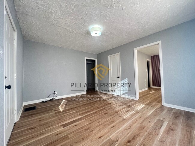 Photo - 3701 N Leland Ave