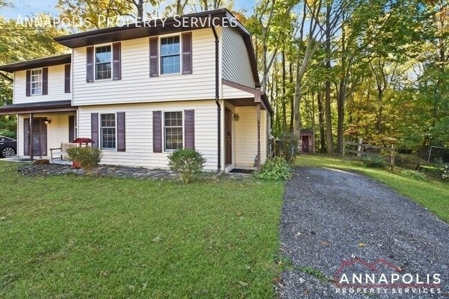 Building Photo - 1303 Old Pine Ct