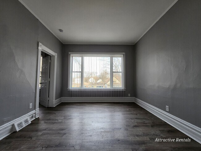 Photo - 7636 S Drexel Ave Unit 2