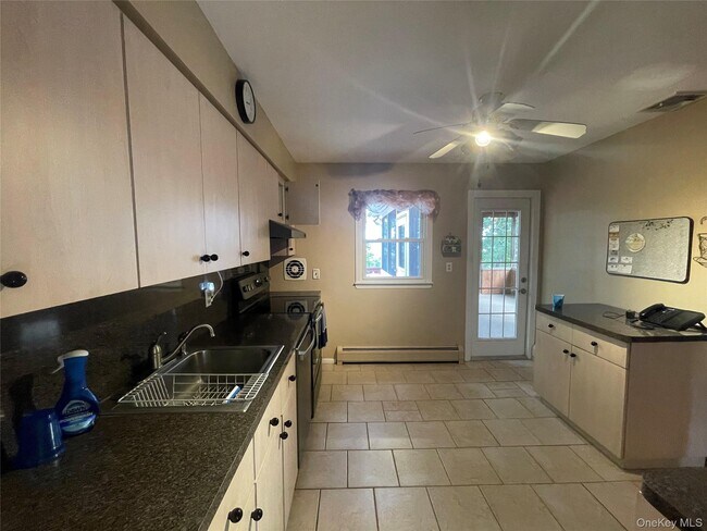 Photo - 17 Woodrum Dr