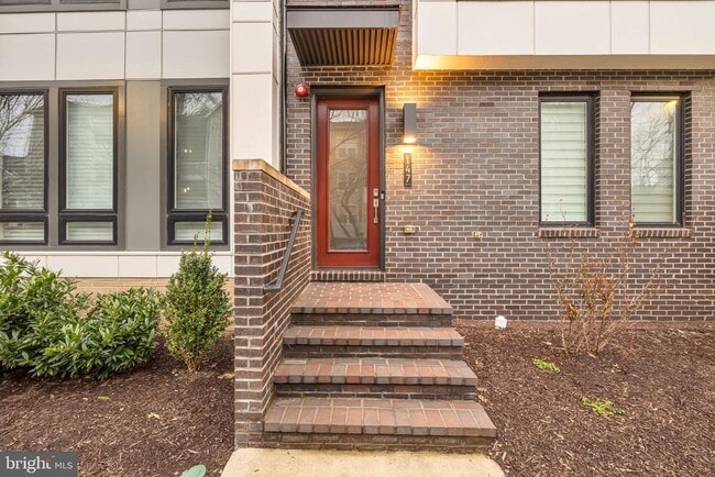 Photo - 147 Prairie Ln