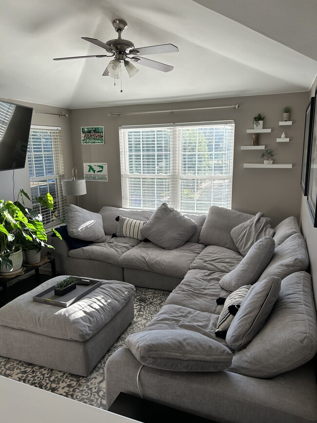 Living room - 12770 Ironstone Way Unit 302