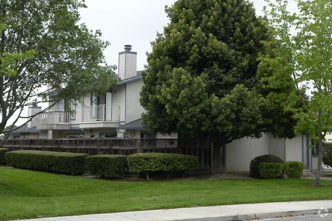 Photo - Livermore Downs Condominiums