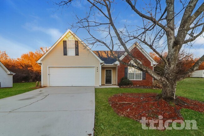 Building Photo - 440 Spring Lake Terrace