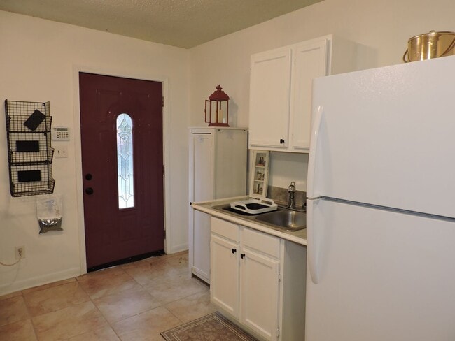 Photo - Convenient location!