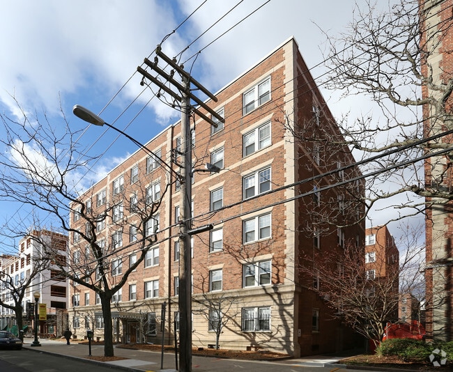 Howe Place Apartments - Howe Place Apartments