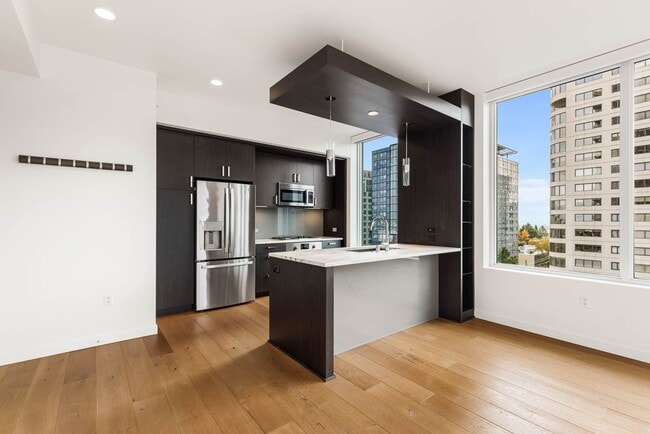 Photo - 1321 Seneca St Unit 905