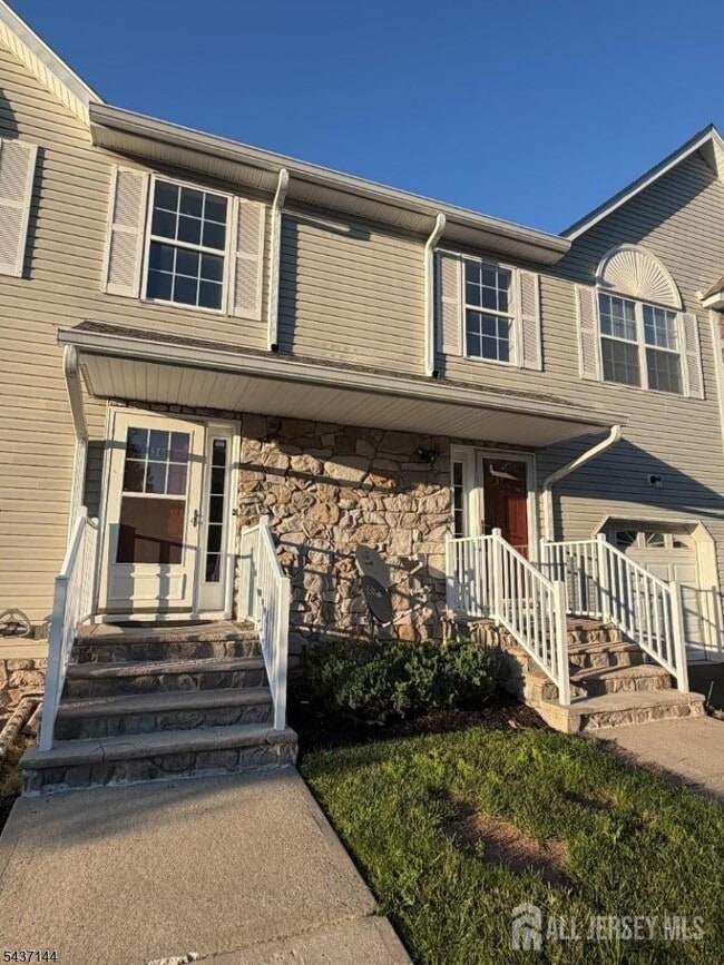 Building Photo - 37 Mindy Dr