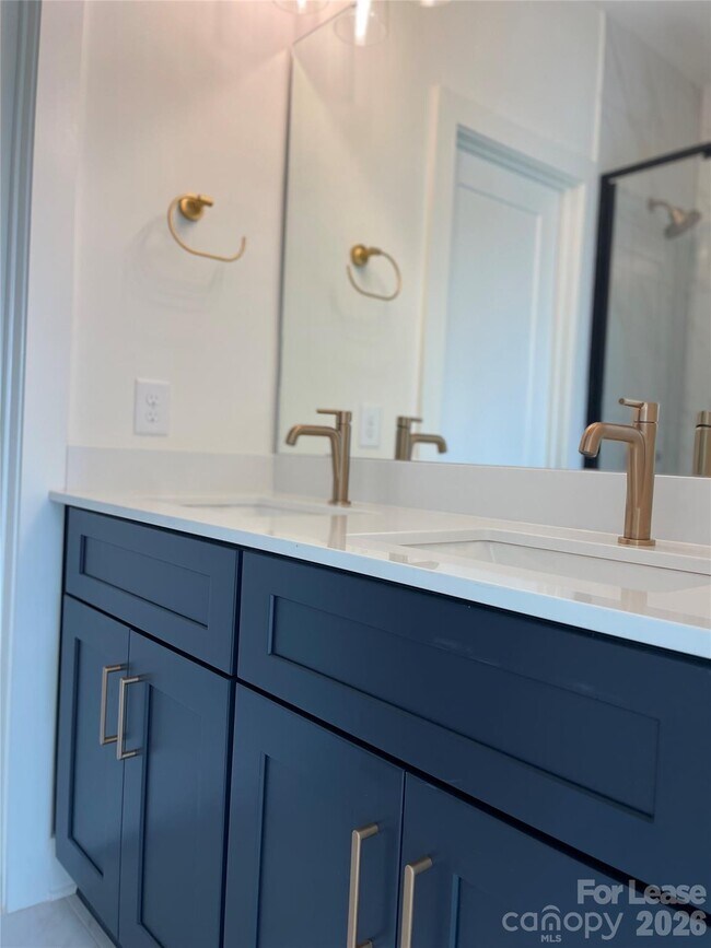 Photo - 3011 Casting St