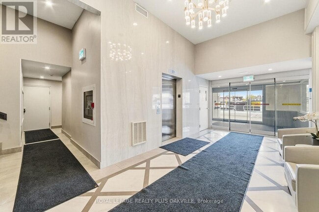Photo - 100 Bronte Rd Unit 404