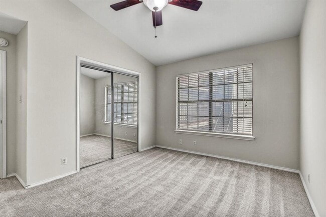 Photo - 2215 Post Rd Unit 2022