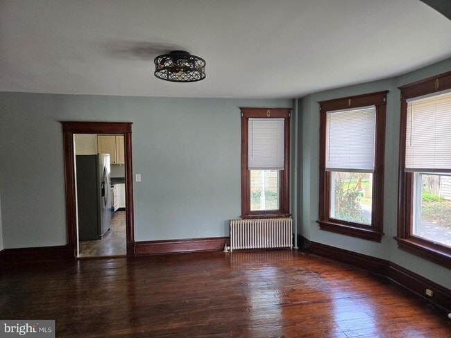 Photo - 418 S Arch St