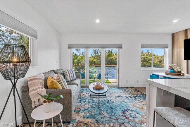 Photo - 1 br, 1 bath Condo - 261 NE 19th Ave Apt 14 Unidad Apt 14