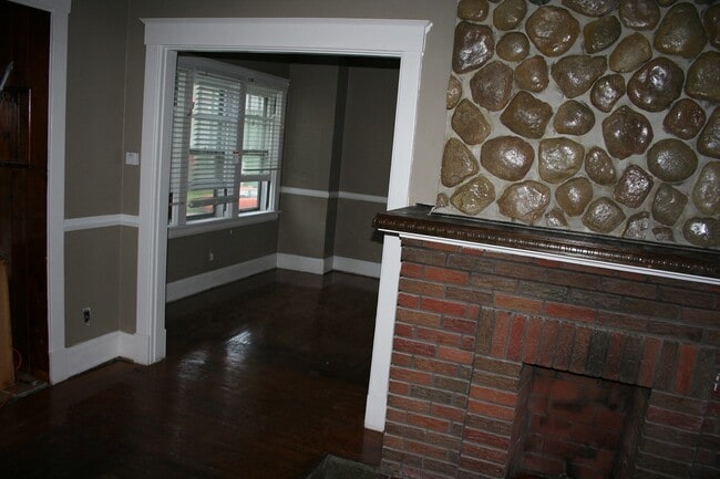 Photo - 3331 Hewitt Crescent St