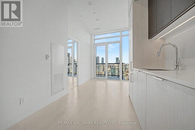 Photo - 308 Jarvis St Unit 3408