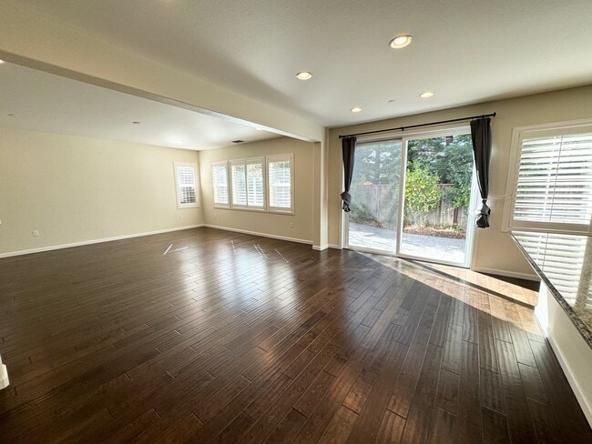 Photo - Perfect Shape Single Family Home in Dublin Hills