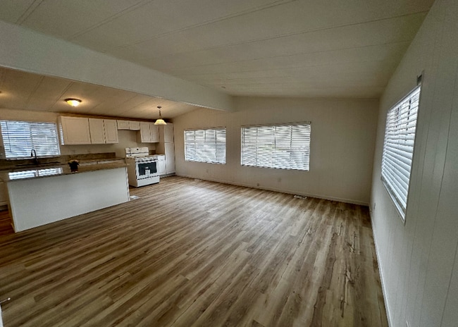 Photo - 1780 Cyprus Ln