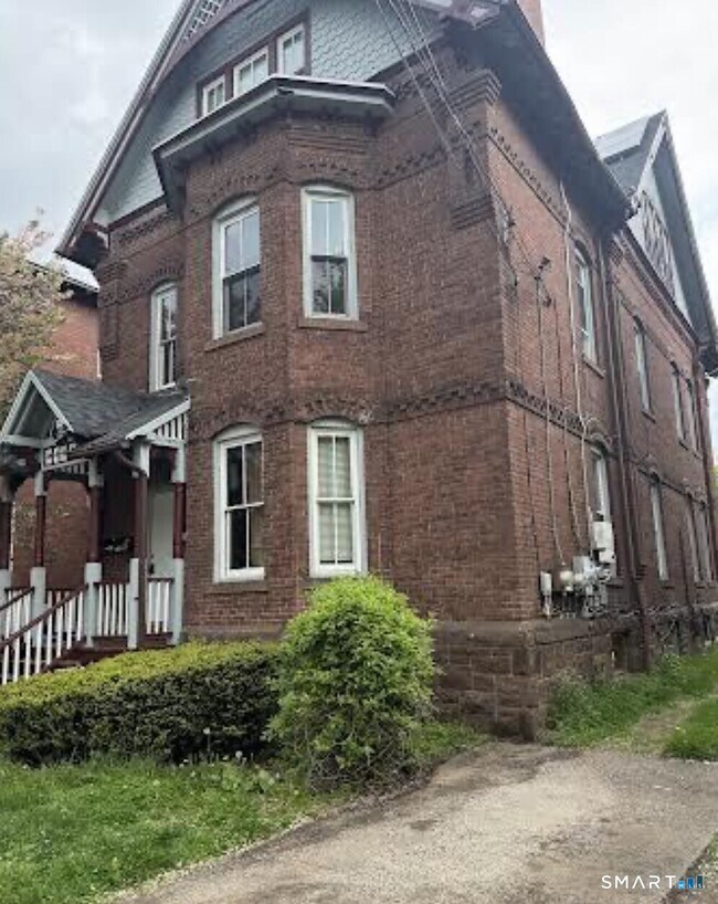 26 Hungerford St