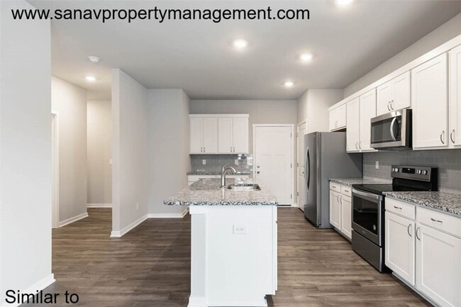Photo - 2408 SW Plaza Pkwy