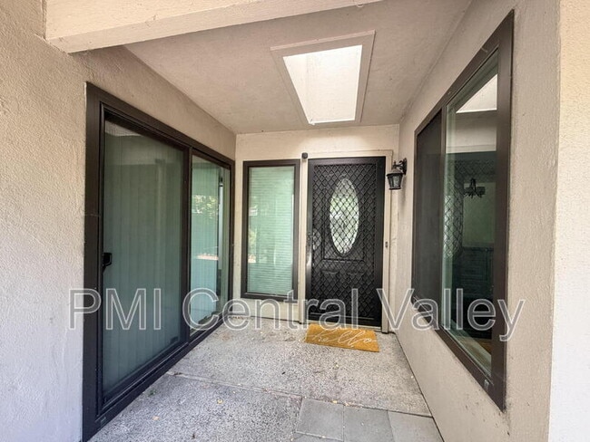 Photo - 3440 W Benjamin Holt Dr