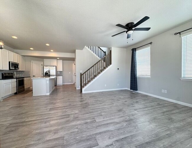 Beautiful 3 bedroom 3.5 bath Townhome Minu... - Beautiful 3 bedroom 3.5 bath Townhome Minu...