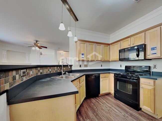 Photo - 7217 Winding Cedar Trl