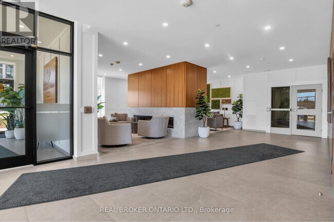 Photo - 1880 Gordon St Unit 1003