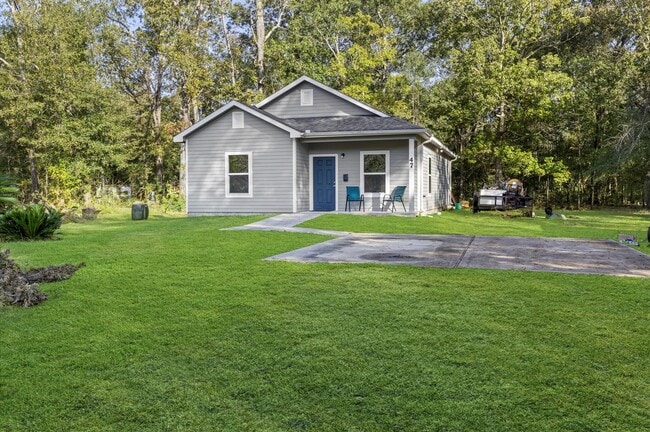 Photo - 47 County Rd