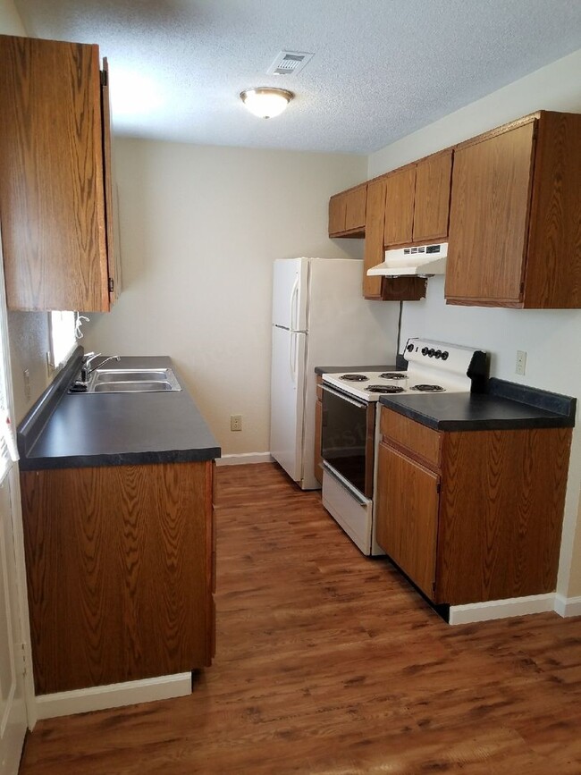 Photo - Dexter Grant Townhouses Unit 04