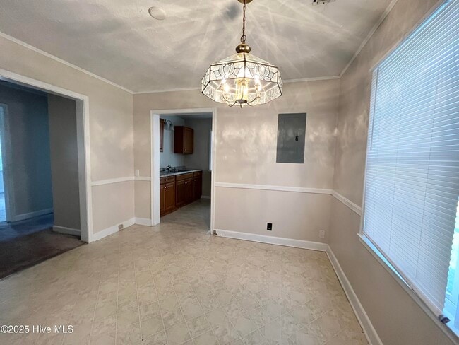 Photo - 1001 W Main St