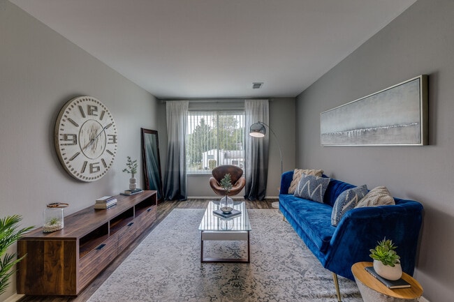 Building Photo - Spice Tree Rental