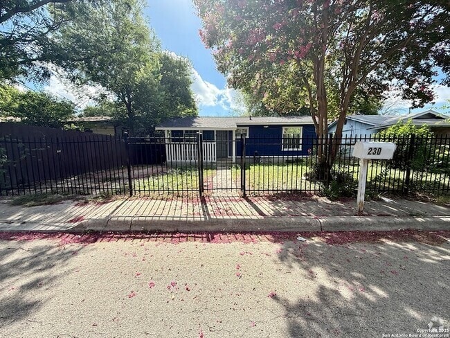 Building Photo - 230 S San Gabriel Ave Rental