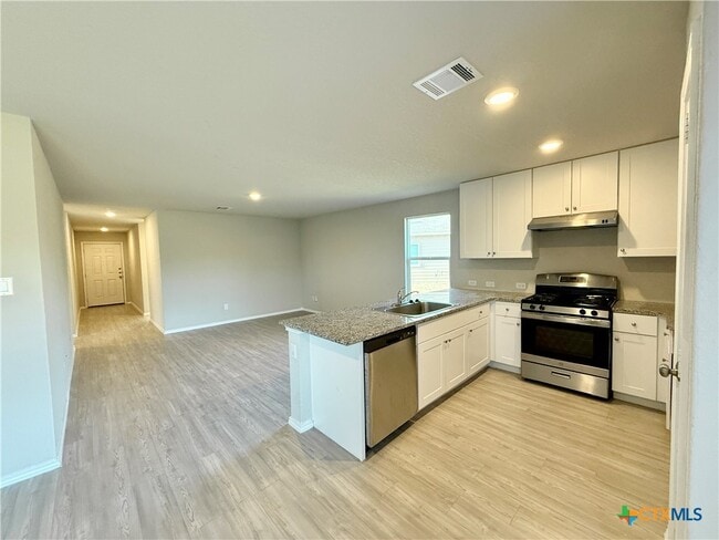 570 Blue Stem Rd