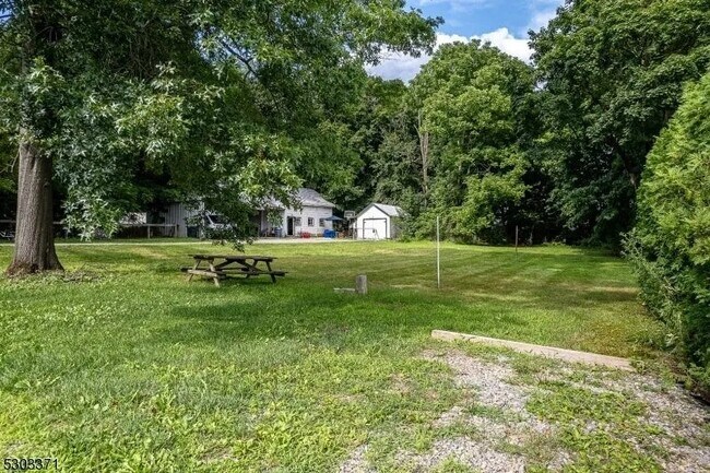 Photo - 26 Schooleys Mountain Rd Unidad 2nd Floor